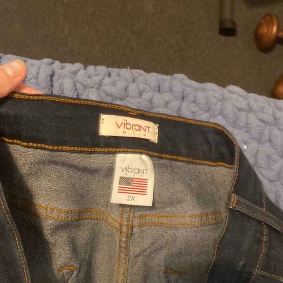 Very stretchy Flare Jeans from Vibrant. - Picture 3 of 4